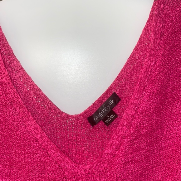 Womens Small August Silk Sleeveless Top V-Neck in Pink Magenta - Picture 2 of 5